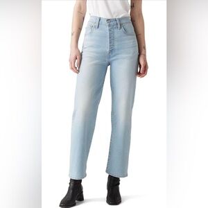 Levi's Women's Ribcage Straight Ankle Jeans